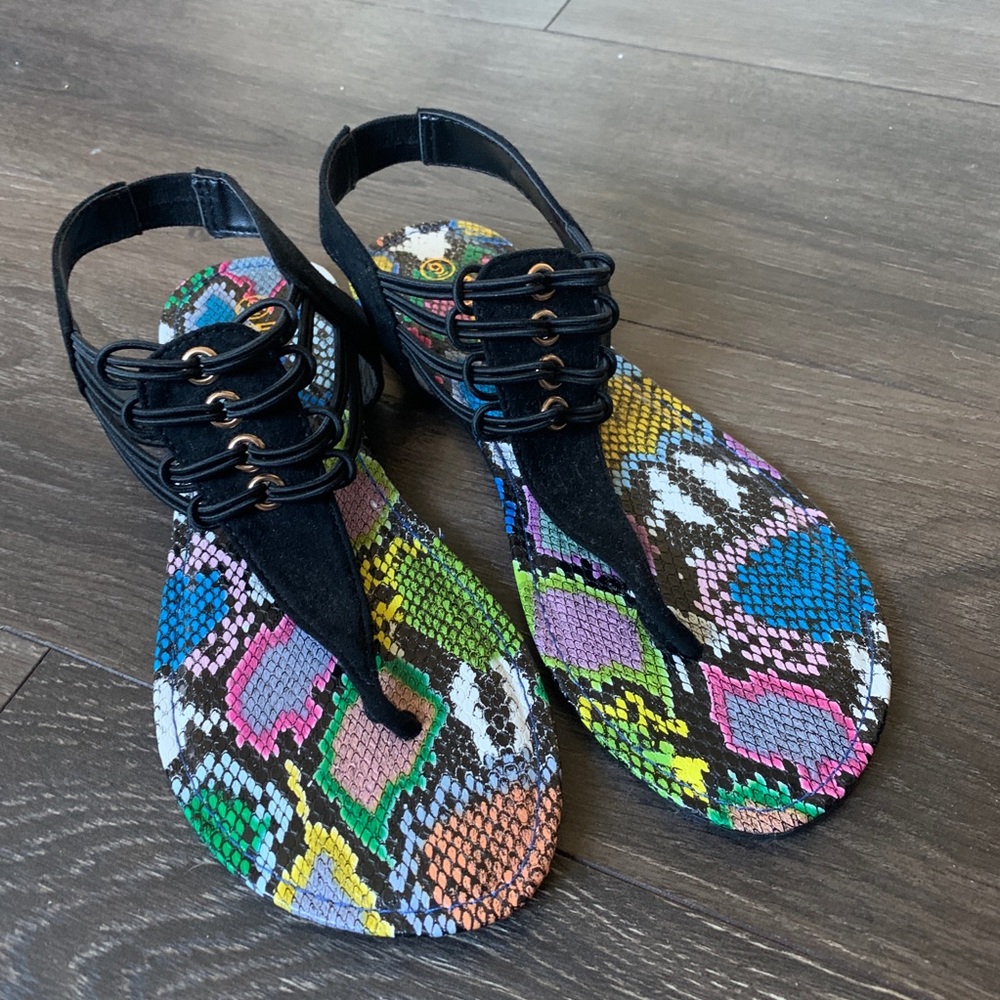Sandals - Picture 2 of 2
